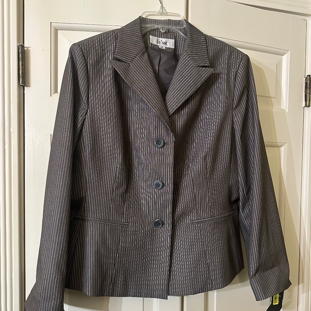 Le Suit Gray & Gold Shimmer Pinstripe Pantsuit, Size 16, with Tags